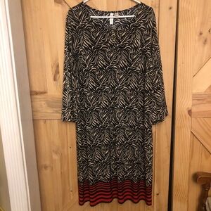 Tacera Black and Cream Long Sleeve Dress with Red Hem